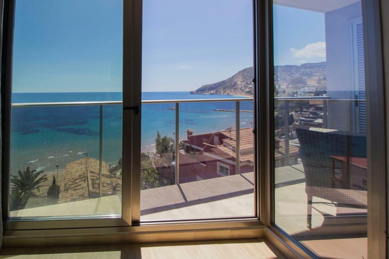 Beautiful Frontline Apartment Melioria With Panoramic Seaview กัลเป ภายนอก รูปภาพ